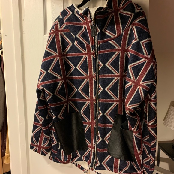 Coat never worn - Picture 3 of 3